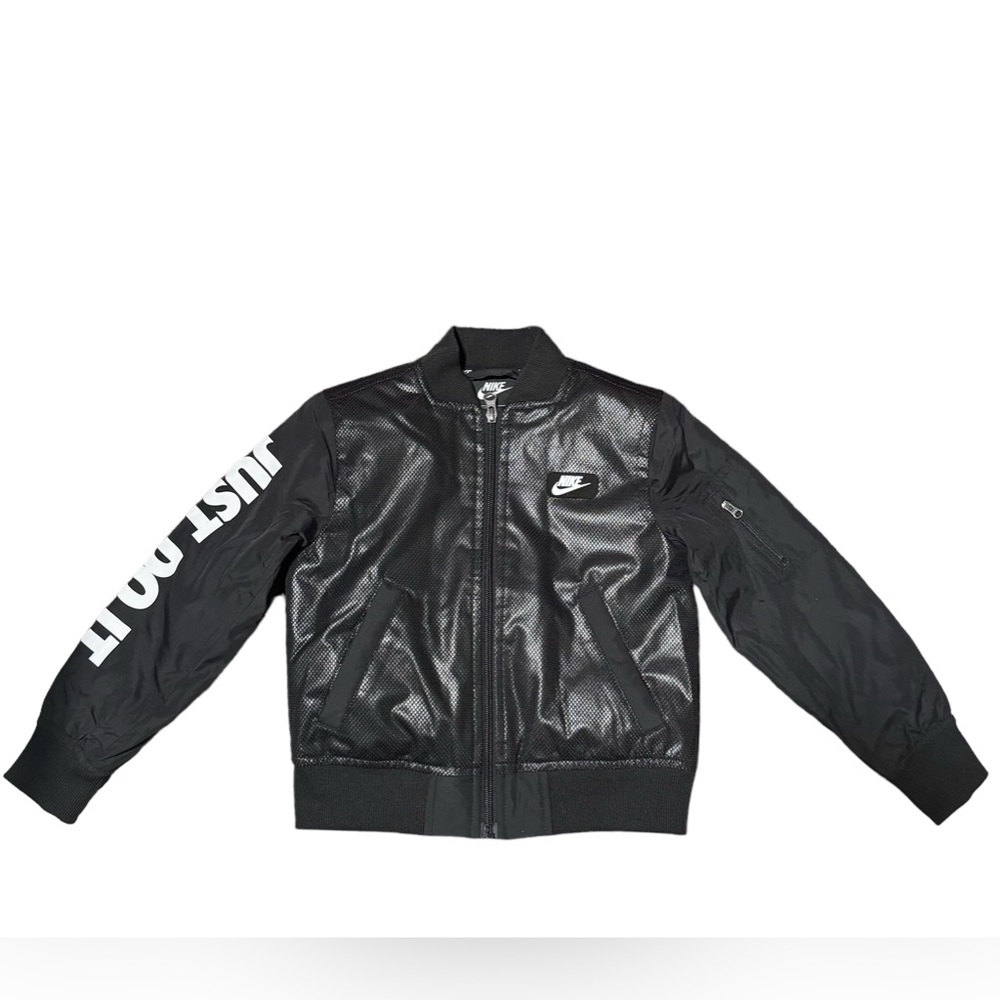Boys Black Nike Puffy Jacket size XS